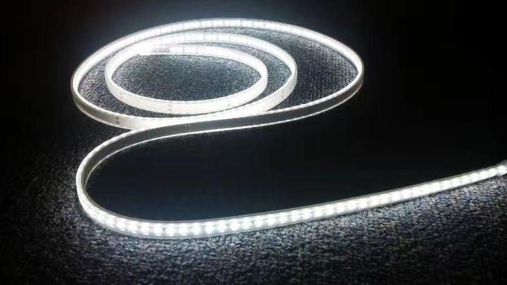 2017 new solid silicone crush-proof tough IP68 2835 flexible led strip 